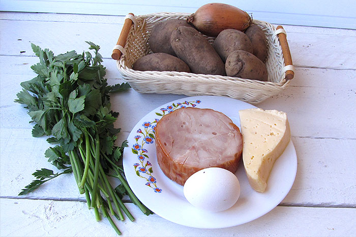 Ингредиенты для картофельных зраз с сыром и ветчиной